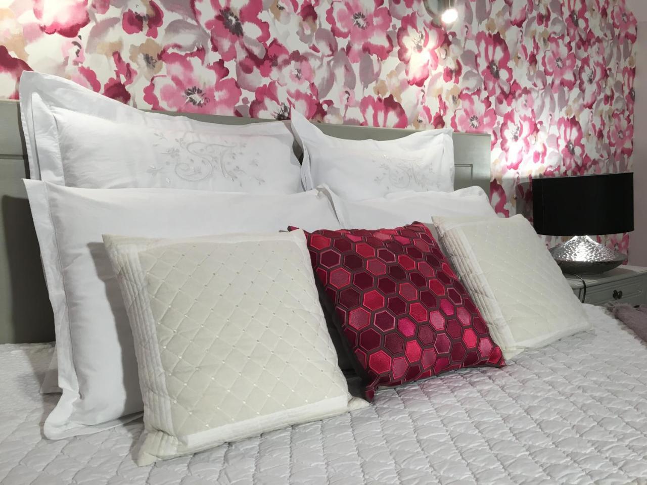 Bed and Breakfast Domaine De La Fontaine Chavagne Экстерьер фото
