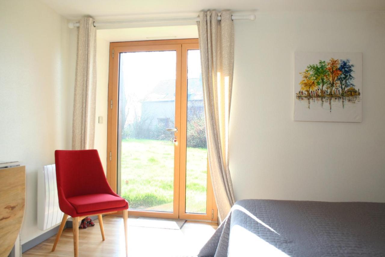 Bed and Breakfast Domaine De La Fontaine Chavagne Экстерьер фото